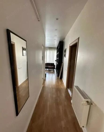 Apartament cu 2 camere decomandat, mobilat în Titan