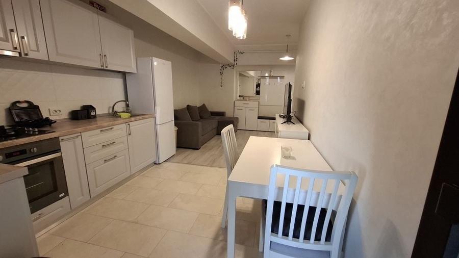 Apartament cu 2 camere semidecomandat în Iași