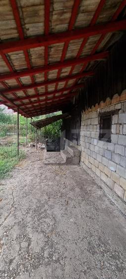 Casă individuală cu 1 camere cu Canalizare în Tritenii de Sus