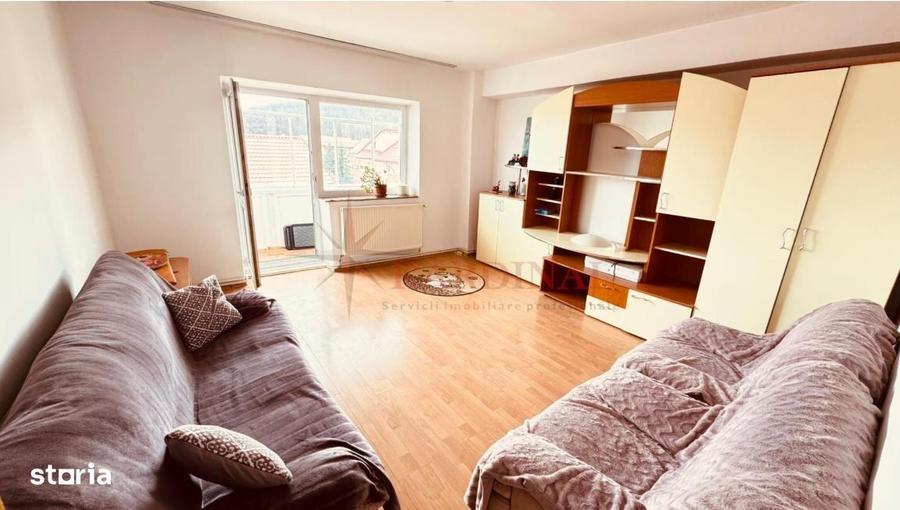 Apartament cu 3 camere decomandat, mobilat în Astra
