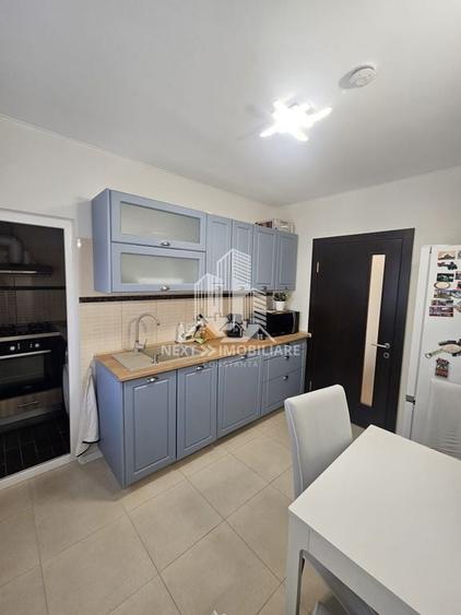 Apartament cu 3 camere decomandat în Faleza Nord