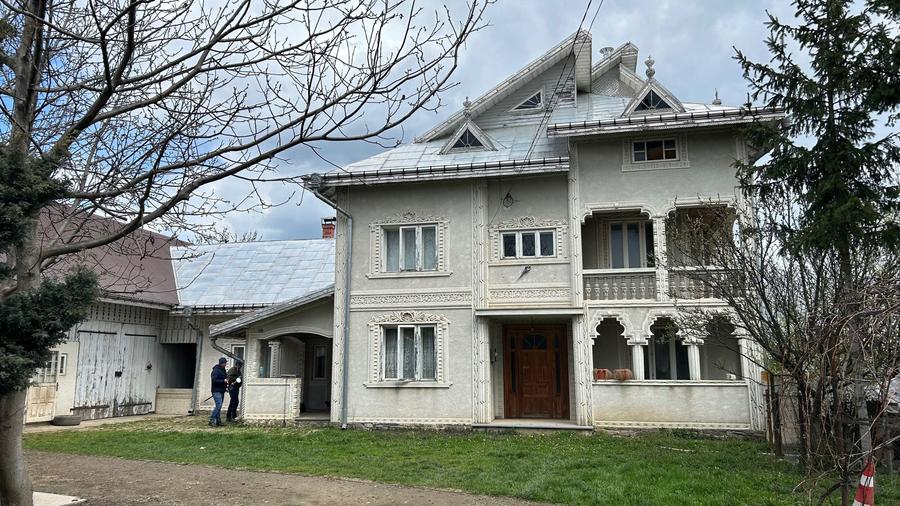 Casă cu 4 camere în Marginea
