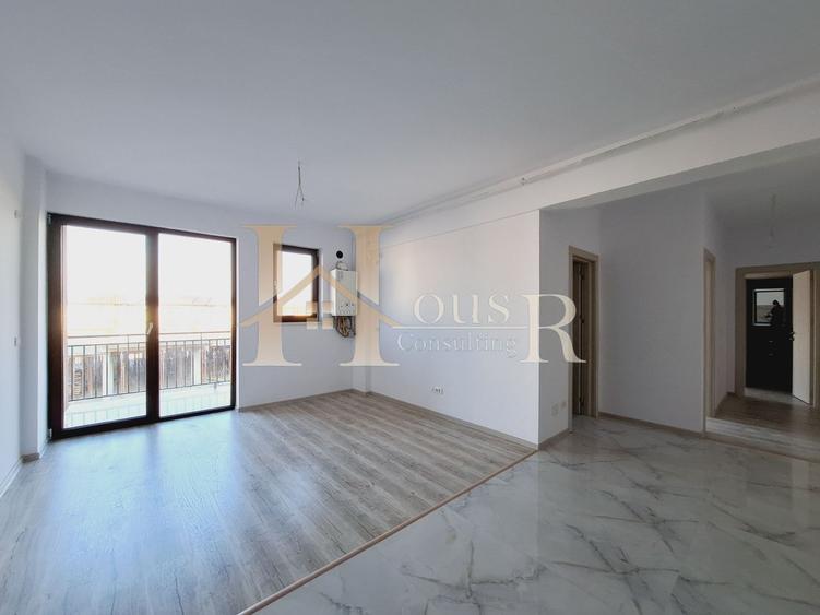 Apartament cu 3 camere decomandat în Girocului