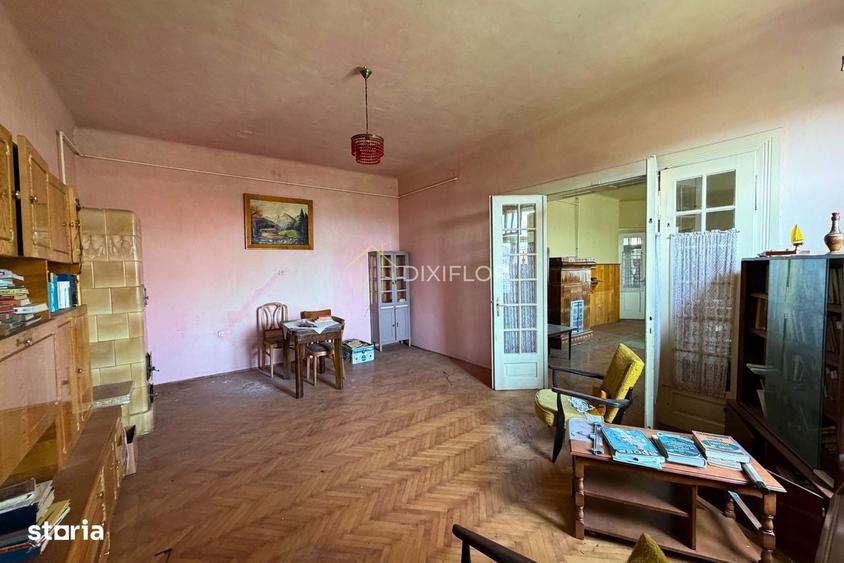 Casă cu 2 camere în Central