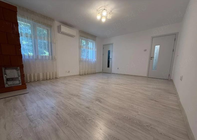 Apartament cu 3 camere semidecomandat în Central