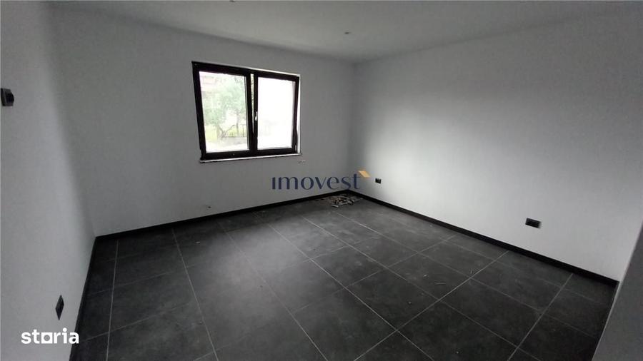Casă cu 3 camere în Nisipeni