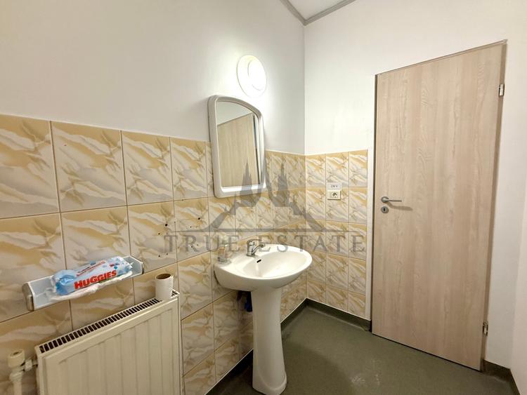 Casă individuală cu 8 camere cu Canalizare în Brâncoveanu