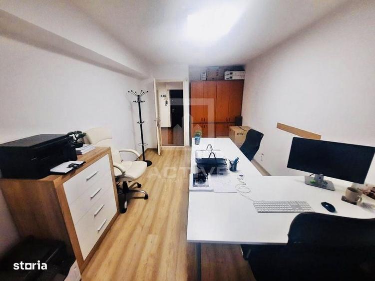 Spațiu comercial, de 60 mp, în Central