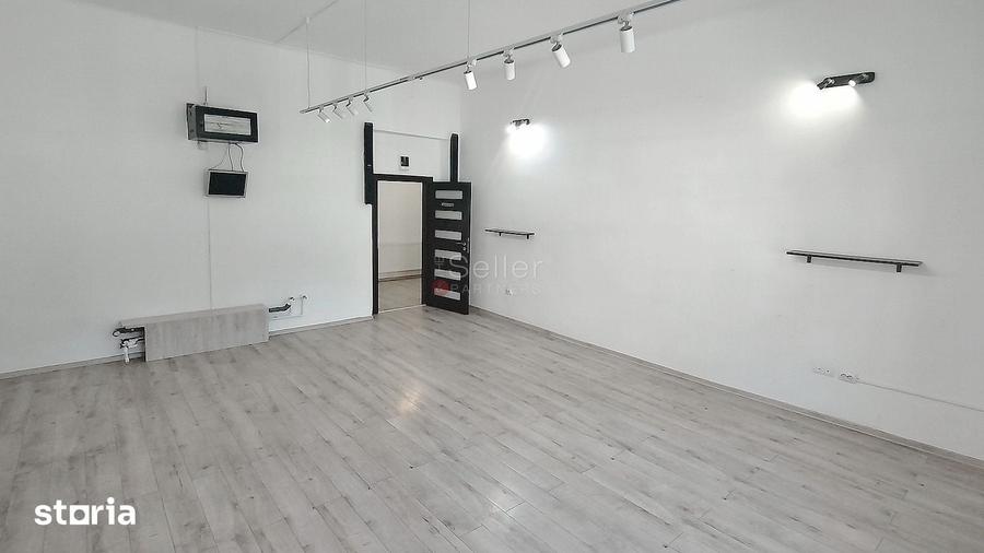 Apartament cu 5 camere decomandat în Centrul Istoric