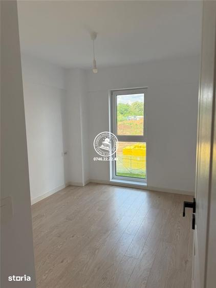 Apartament cu 2 camere decomandat în Nicolina