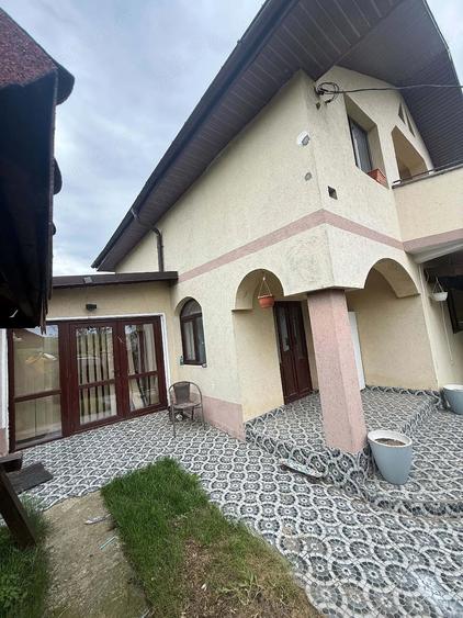 Casă cu Teren 500 Mp în Cerchejeni