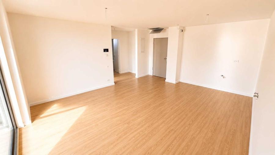 Apartament cu 2 camere decomandat în Gară