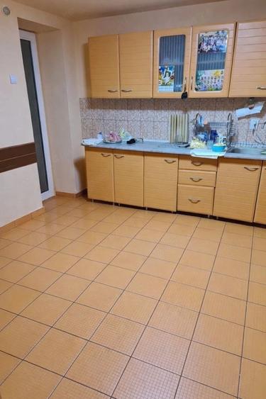 Casă cu Teren 130 Mp în Central