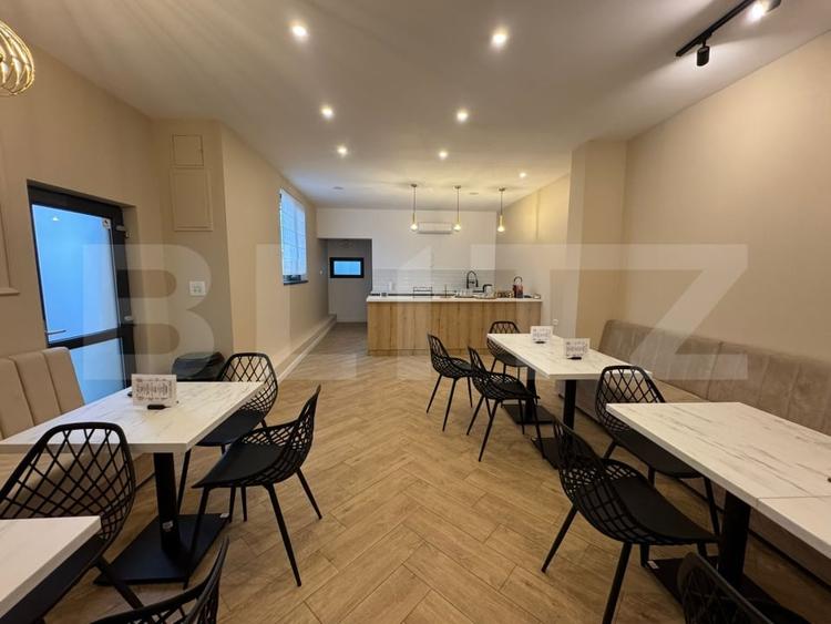 Casă individuală cu 5 camere cu Canalizare în Hunedoara