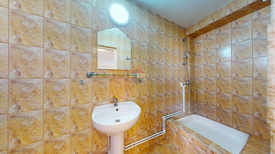 Spațiu comercial, de 82 mp, în Central