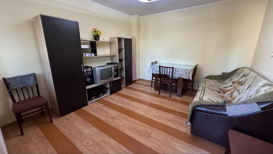 Casă cu 3 camere în Florești