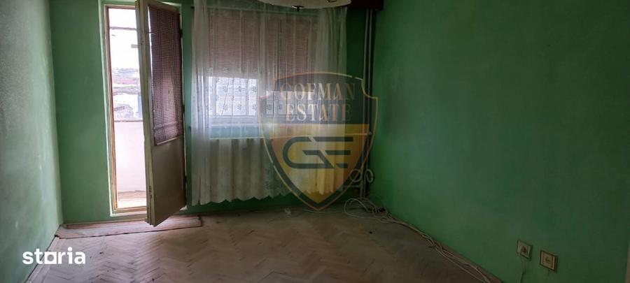 Apartament 2 camere, ideal pentru renovare si amenajare dupa propriul - 3