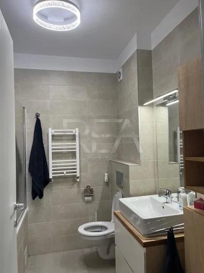 Apartament cu 3 camere decomandat, mobilat în Pipera
