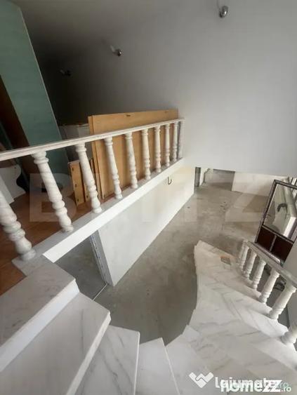 Casă cu 4 camere cu Teren 1027 Mp în Central