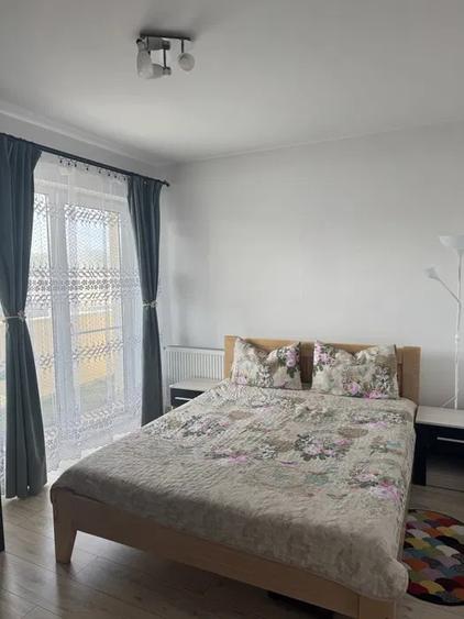 Apartament cu 3 camere decomandat, mobilat în Florești — fotografia 2