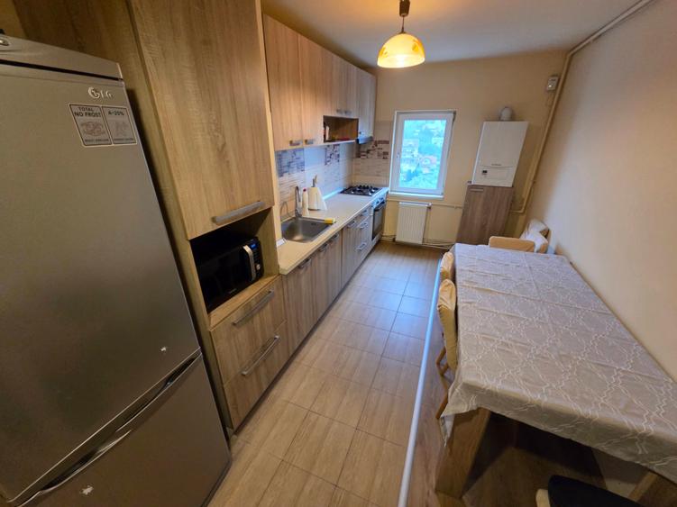 Apartament cu 4 camere decomandat în Mănăștur
