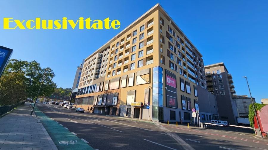 Apartament cu 2 camere semidecomandat, mobilat în Central