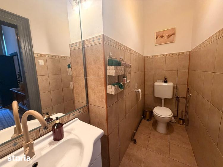 Apartament cu 5 camere semidecomandat în Cișmigiu