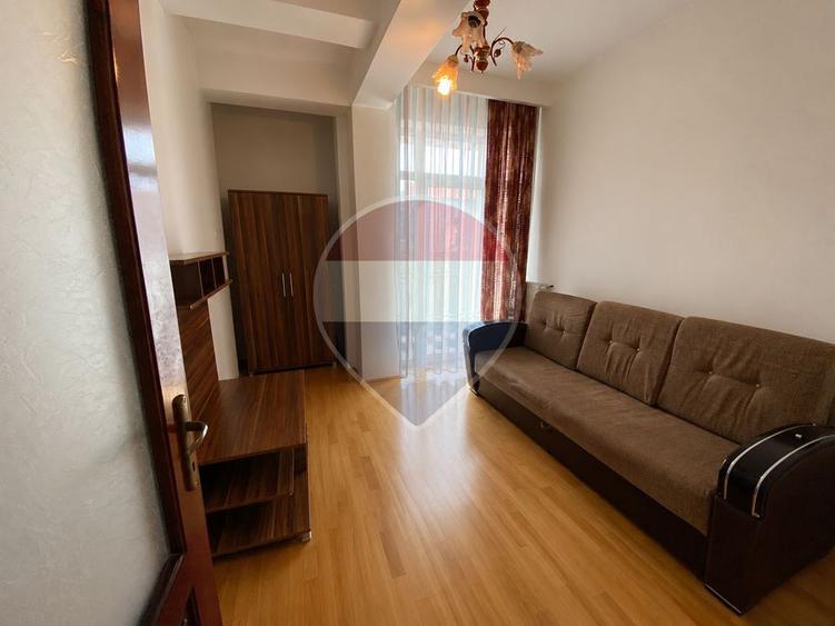 Apartament cu 2 camere decomandat, mobilat în Gară