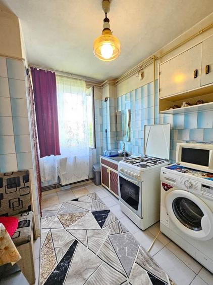 Apartament cu 2 camere decomandat în Negru Vodă