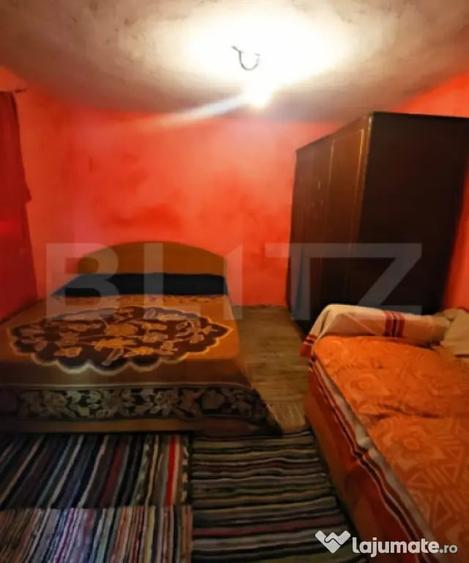 Casa batraneasca, teren 2100mp, Poieni-Solca - 8