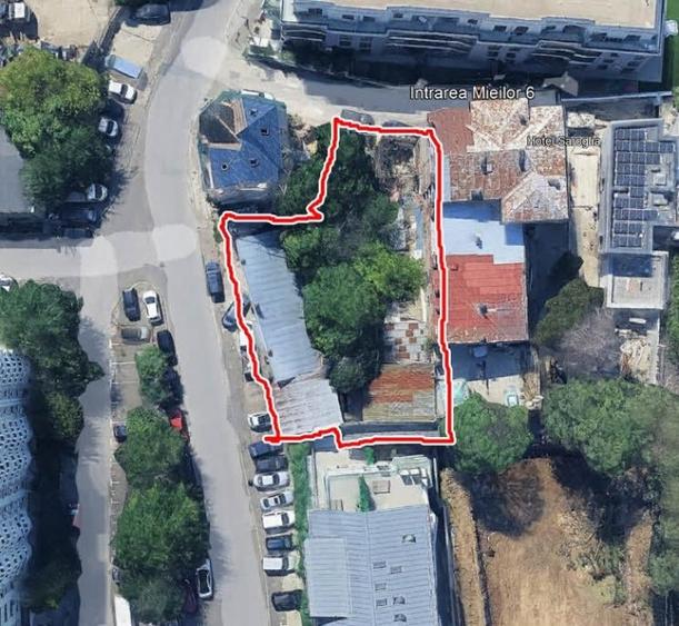 Teren intravilan în Mihai Bravu
