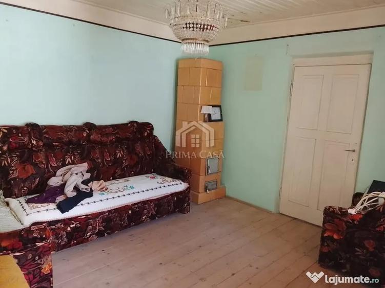 Casă cu 4 camere cu Teren 700 Mp în Dealu Viei