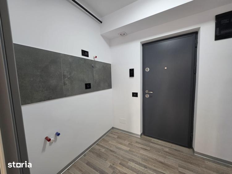 Spațiu comercial, de 33 mp, în Florești