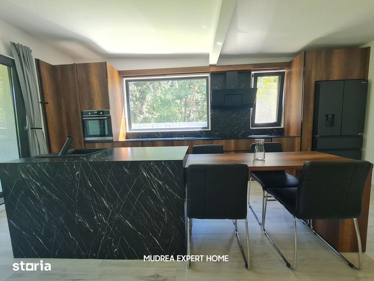 Casă cu 5 camere cu Teren 916 Mp în Balotești