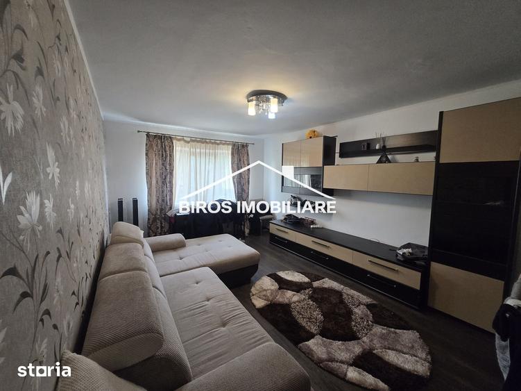 Apartament cu 2 camere decomandat în Valea Rosie