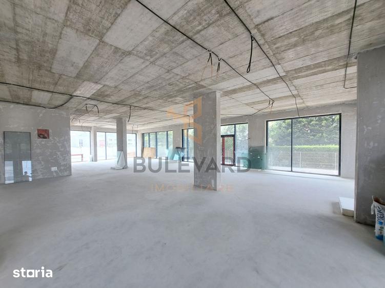 Spațiu comercial, de 1,365 mp, în Apahida