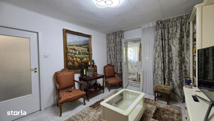 Apartament cu 3 camere în Pantelimon