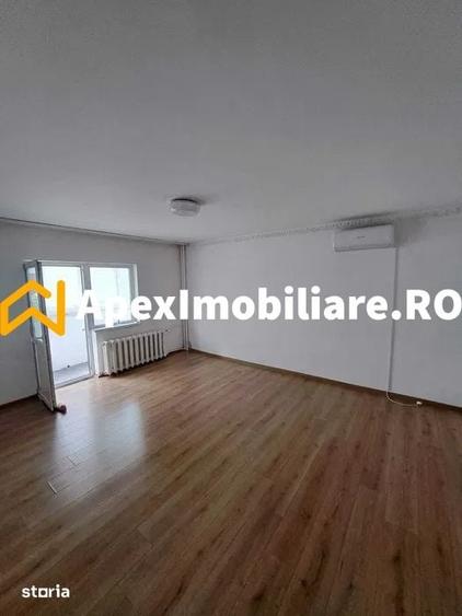 Apartament cu 2 camere decomandat în Centrul Civic