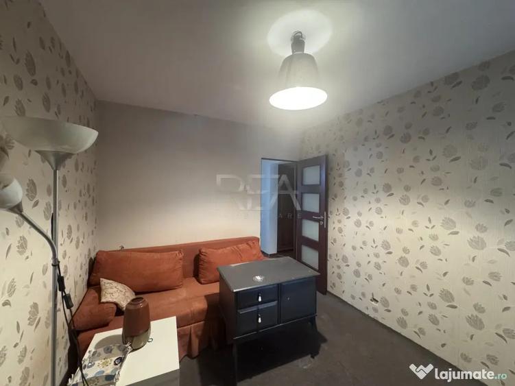 Apartament cu 4 camere decomandat în Titan