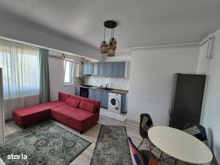 Apartament cu 2 camere în Apărătorii Patriei