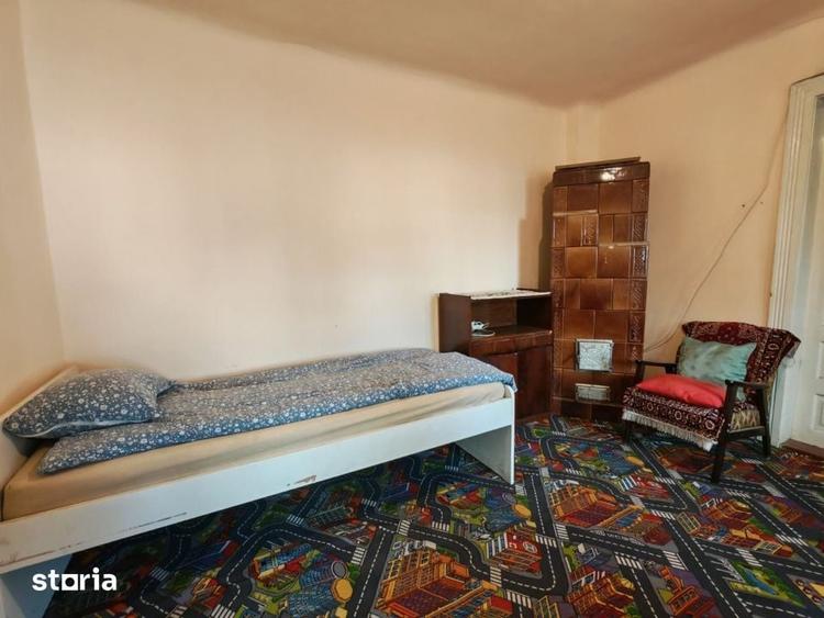 Casă cu 3 camere cu Teren 400 Mp în Mărăști