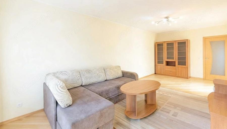 Apartament cu 2 camere decomandat în Complex Studențesc