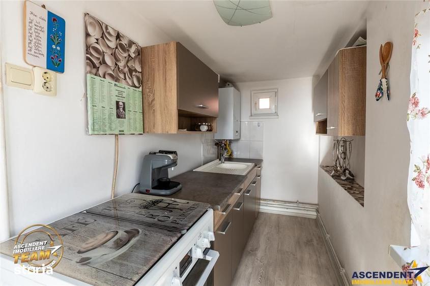 Casă cu 2 camere cu Teren 186 Mp în Simeria