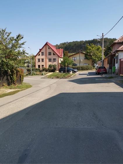 Casă cu 4 camere în Sânpetru