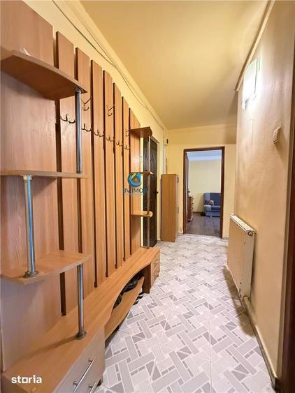 Apartament cu 2 camere decomandat în Valea Cetății