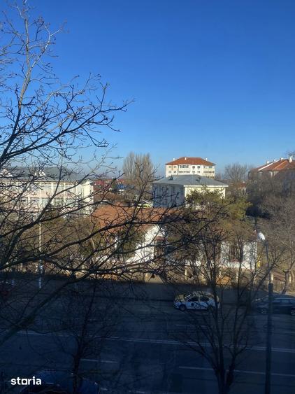 Apartament cu 2 camere decomandat în Exterior Vest
