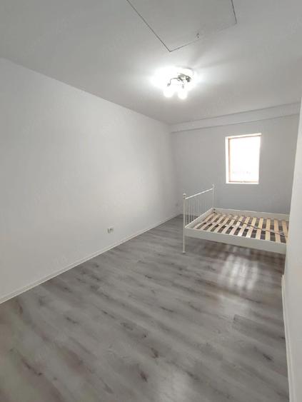 Apartament cu 2 camere semidecomandat în 1 Decembrie 1918