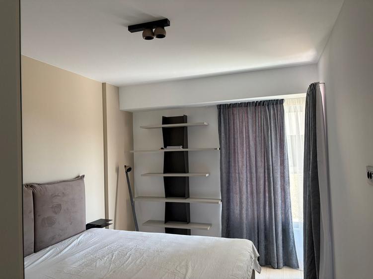 Apartament cu 2 camere decomandat în Torontalului
