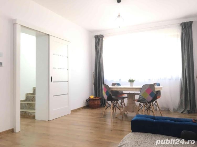 Casă cu 5 camere cu Teren 510 Mp în Malu Mare