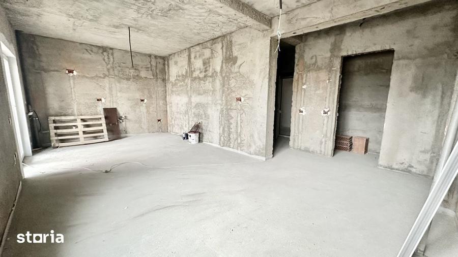 Apartament cu 3 camere decomandat în Moșnița Nouă
